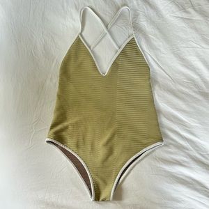 ACACIA Ivy Full Piece Sage Dual Ribbed size medium